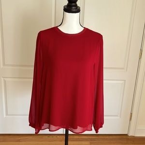 Chiffon long sleeve blouse with attached under shell